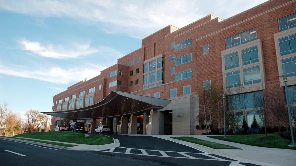 Orthopedic group executive board aligning on multi-facility regional growth and clinical search strategy